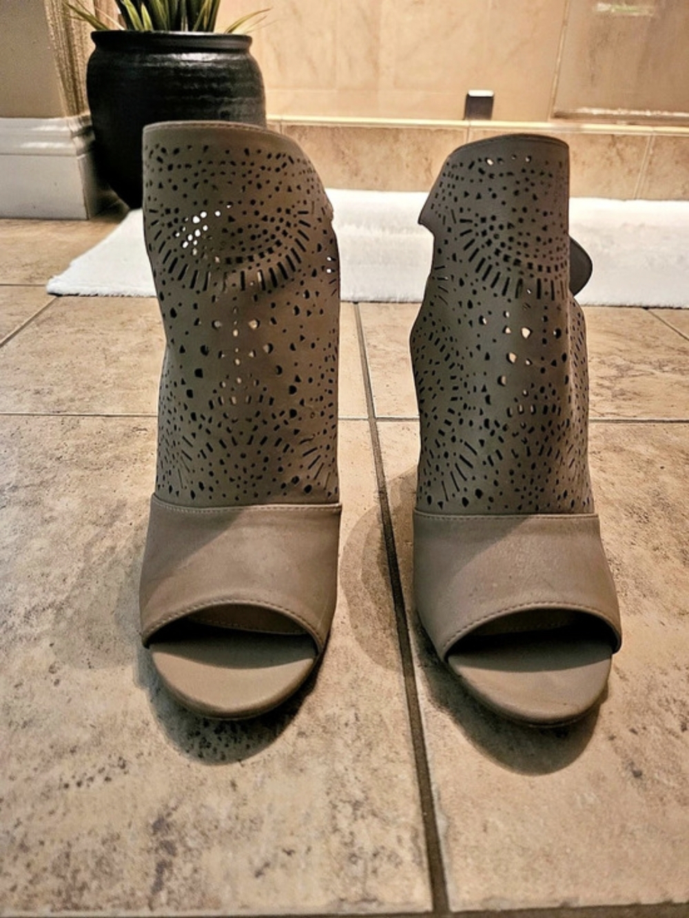 ShoeDazzle Laser Cutout Peep Toe Heels in Brown